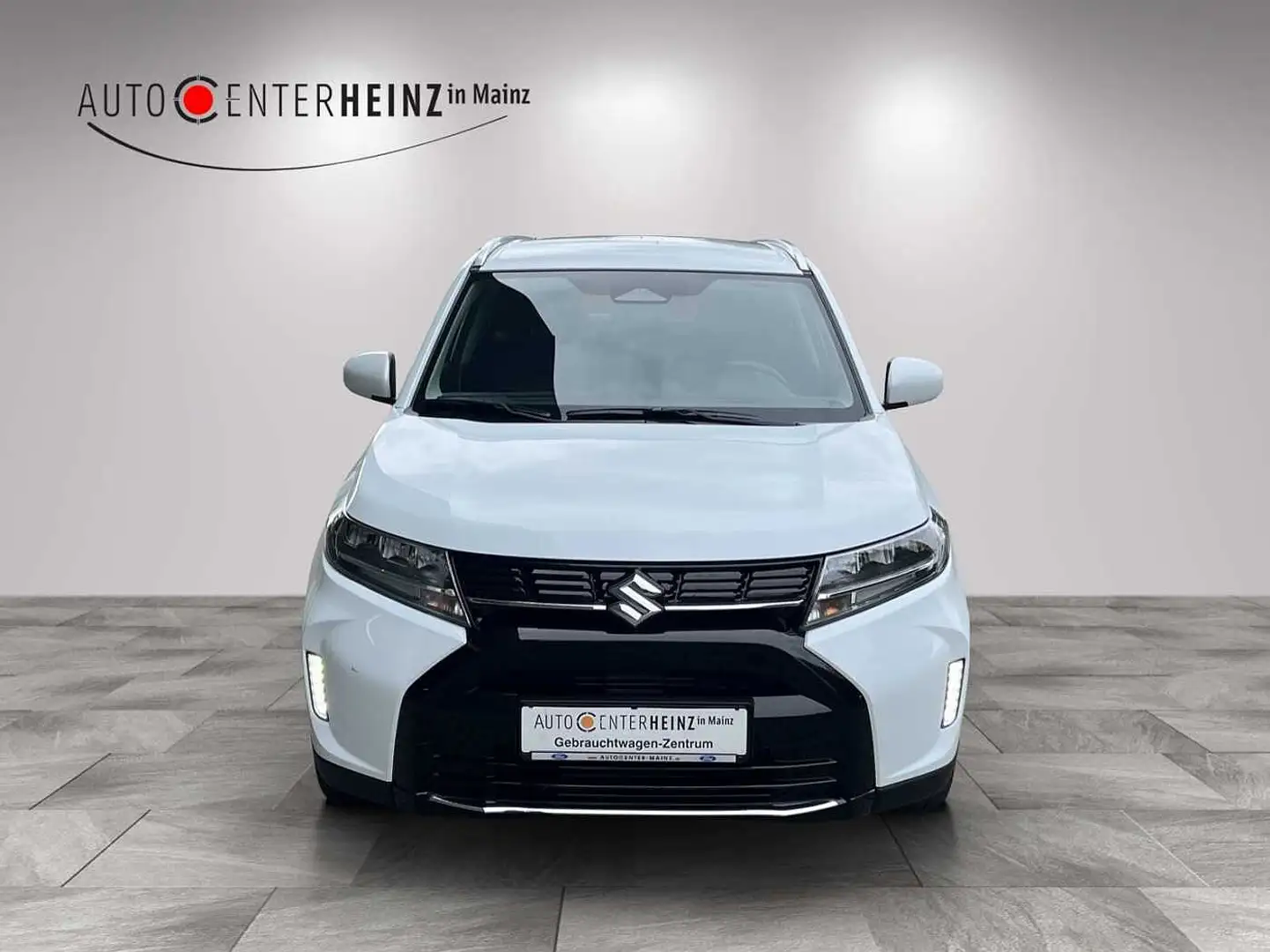 Suzuki Vitara 1.5 Hybrid Comfort 4x2 Weiß - 2