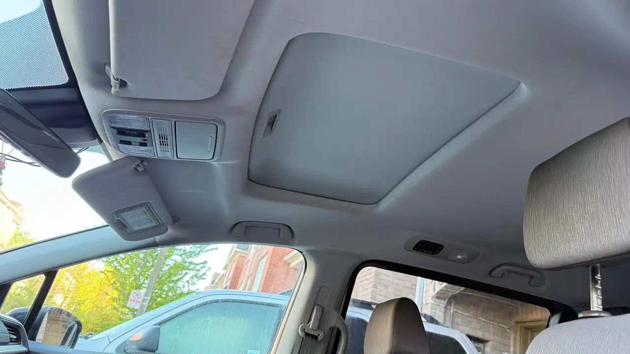 Honda Odyssey снимка Honda Odyssey
