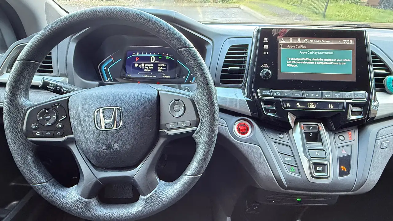 Honda Odyssey снимка Honda Odyssey