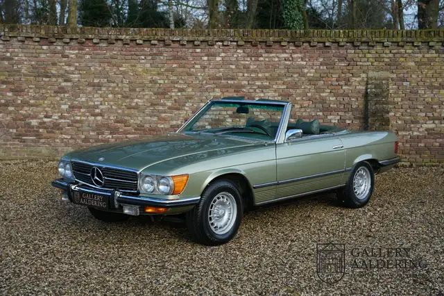 Mercedes-Benz SL 450 Stunning colour combination, 74.163 miles, runs ve