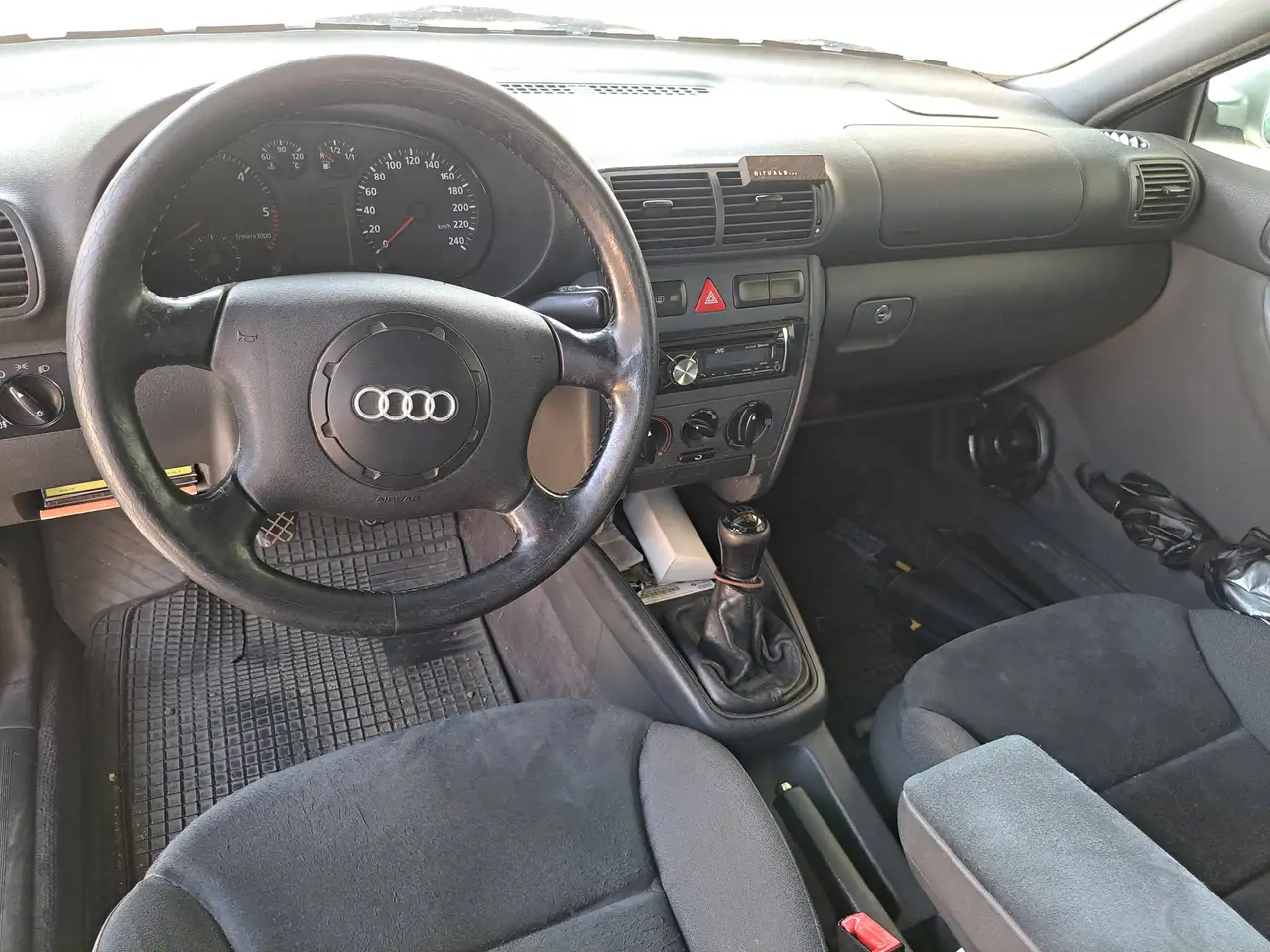 Audi A3 1,9 Ambiente TDI, foto 5