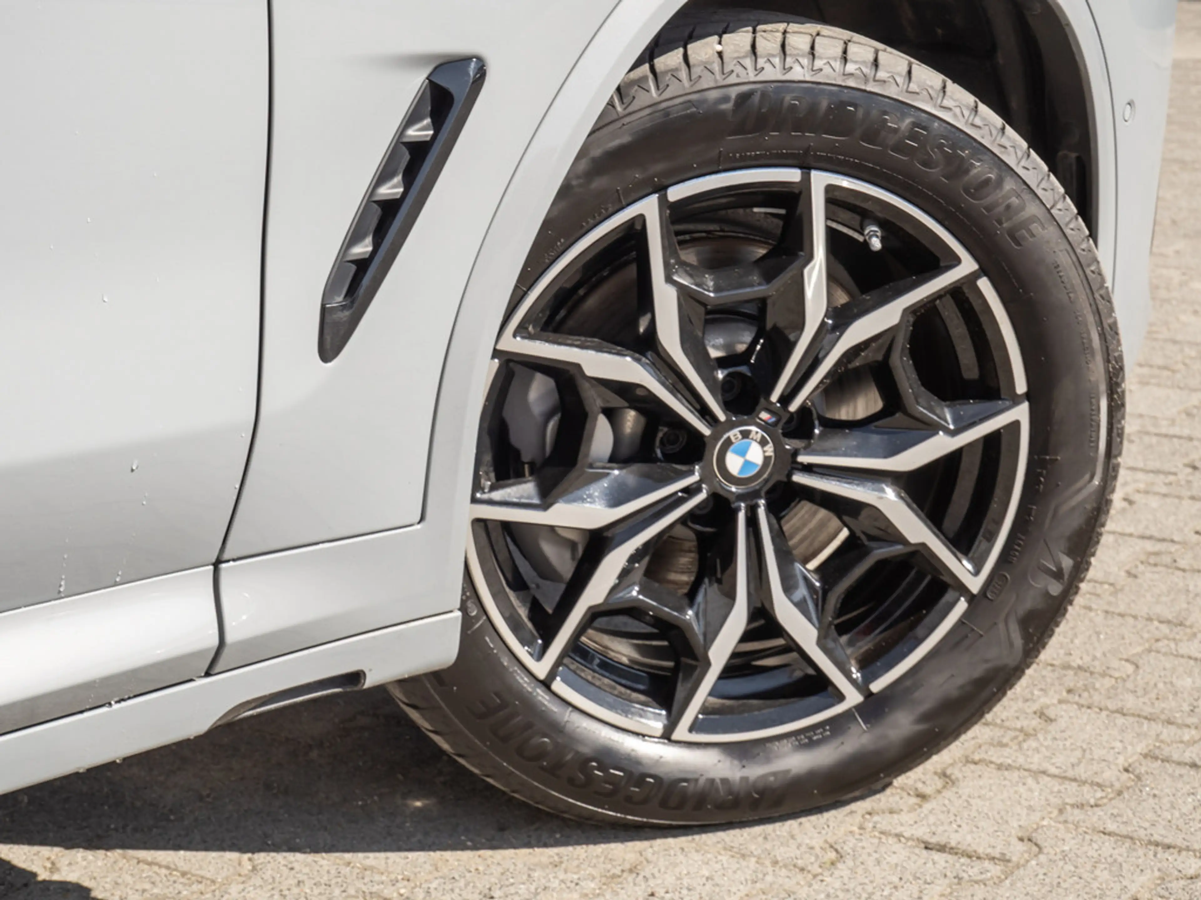 BMW X4 xDrive30i M-Sport LASER+PANO+AHK+H/K+NAVI+ — photo 5