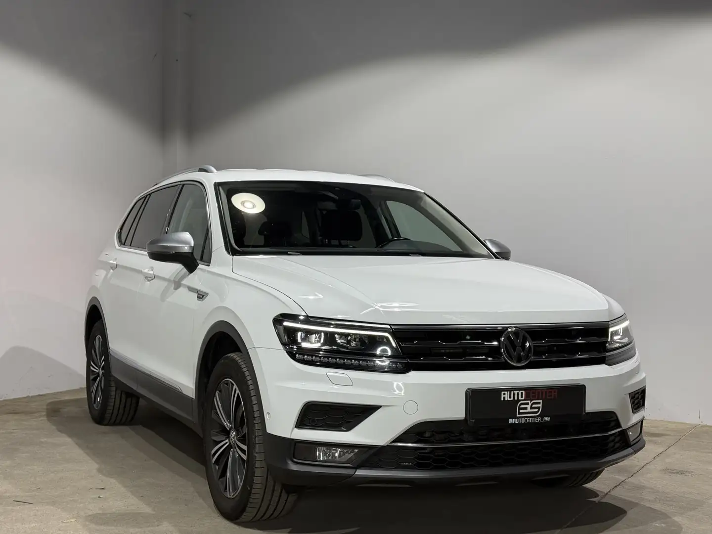 Volkswagen Tiguan Allspace 2.0 TSI Highline 4M Virtuell RFK AHK Weiß - 2