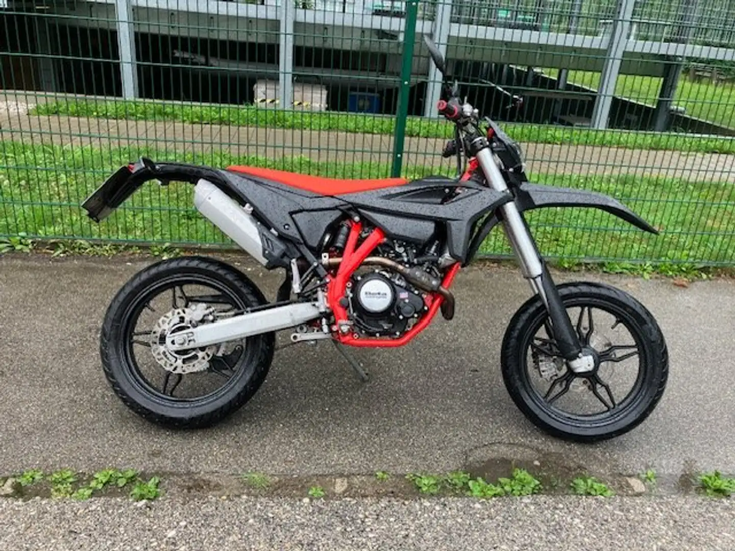Beta RR 125 Super Moto Negru - 1