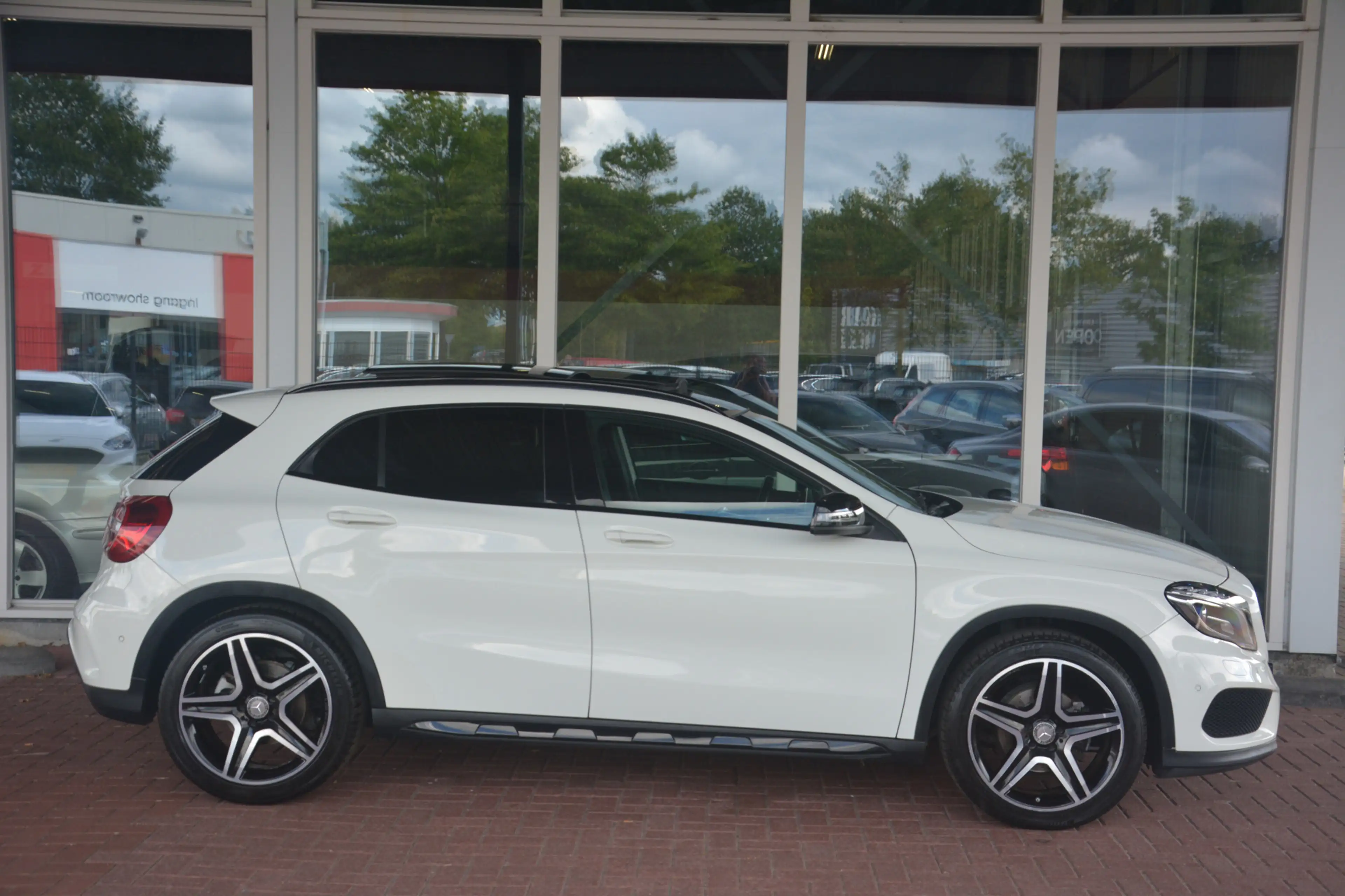 Mercedes-Benz GLA 180 Ambition 1e eigenaar dealeronderhouden 63155 NAP A — photo 7