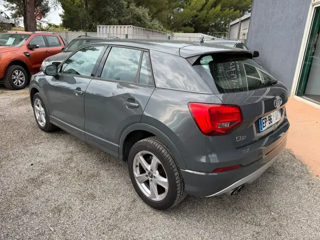 Audi Q2 view 3