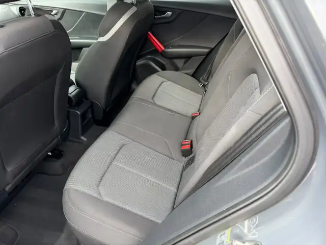 Audi Q2 view 10