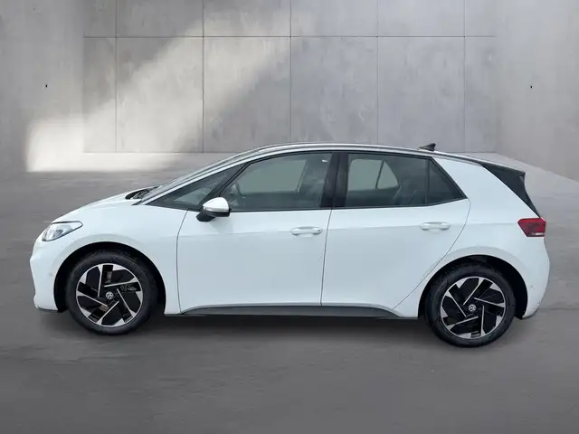 Volkswagen Id.3 view 2