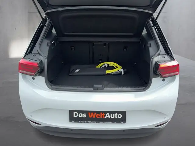 Volkswagen Id.3 view 13