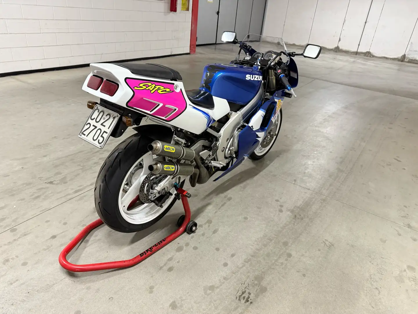 Suzuki RGV 250 - 2