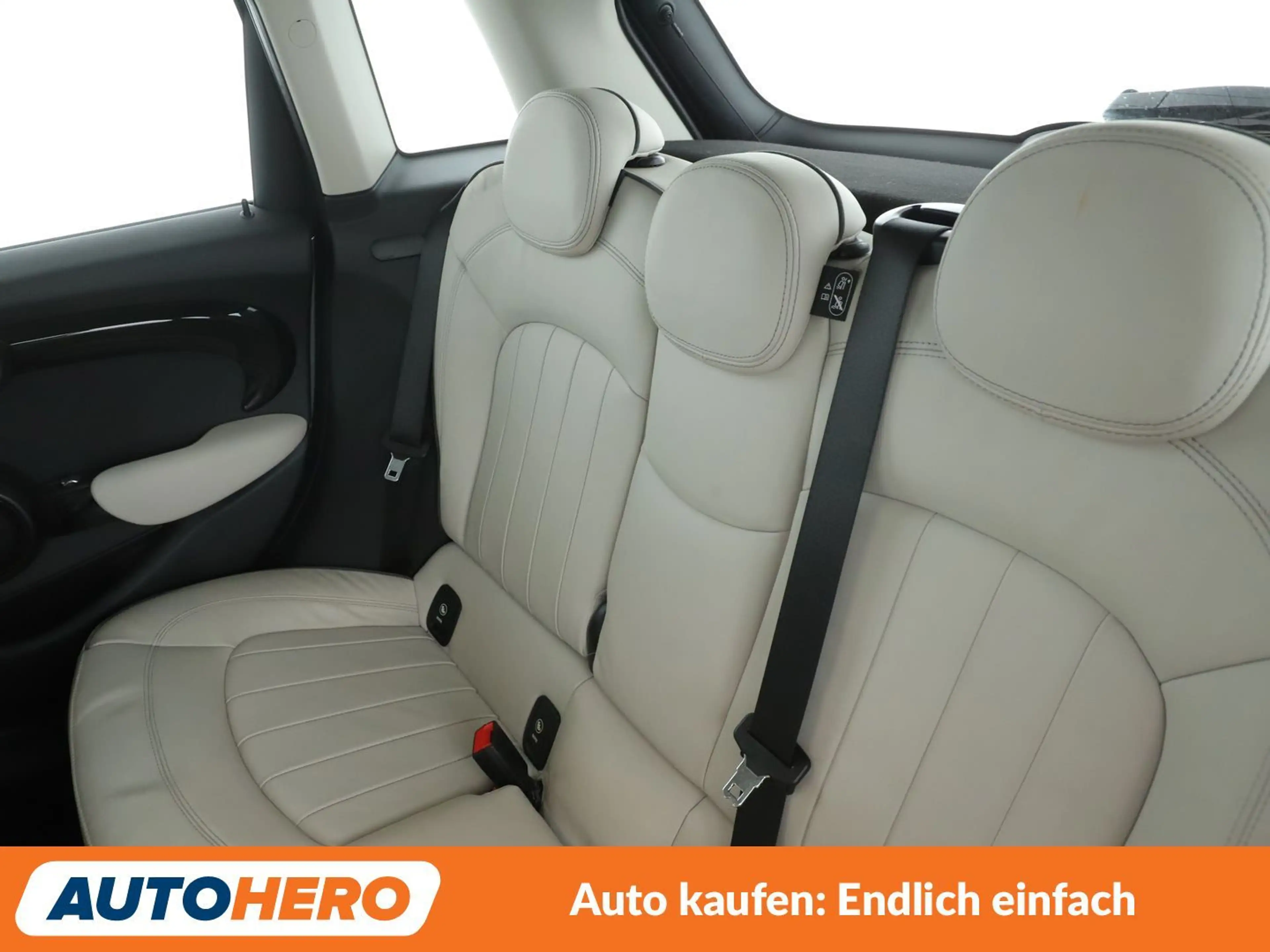 MINI Cooper D Cooper D Aut.*NAVI*LED*TEMPO*PDC*SHZ* — photo 14