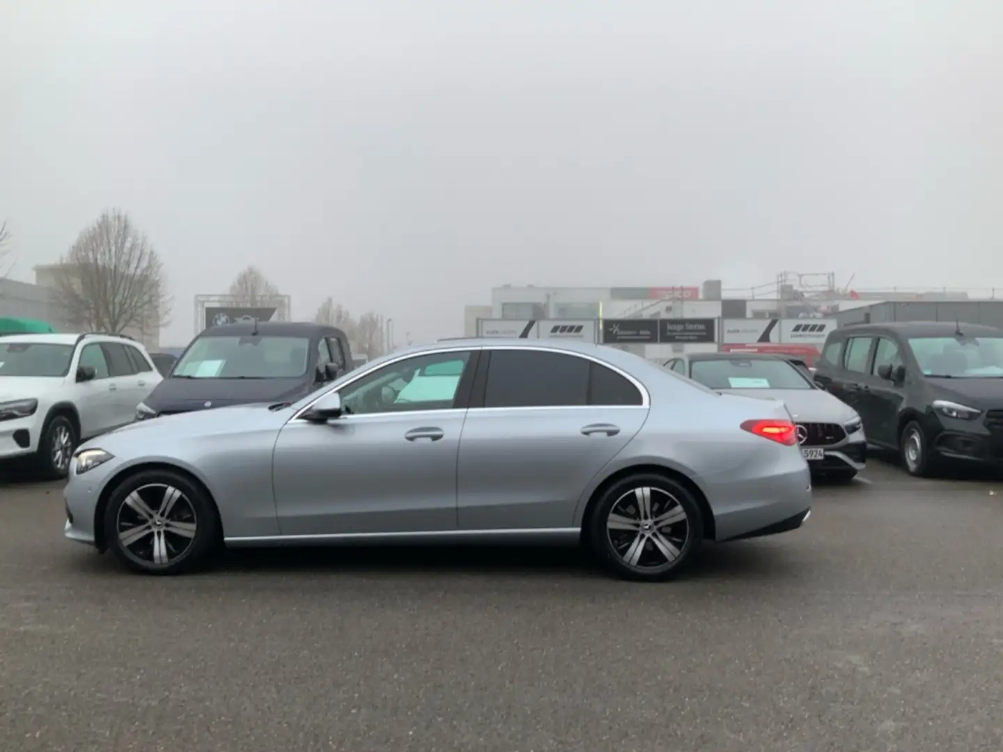 Mercedes-Benz C 200 d AVANTGARDE+AMBIENTE+MBUX+360°KAM+KAMERA Silber - 2