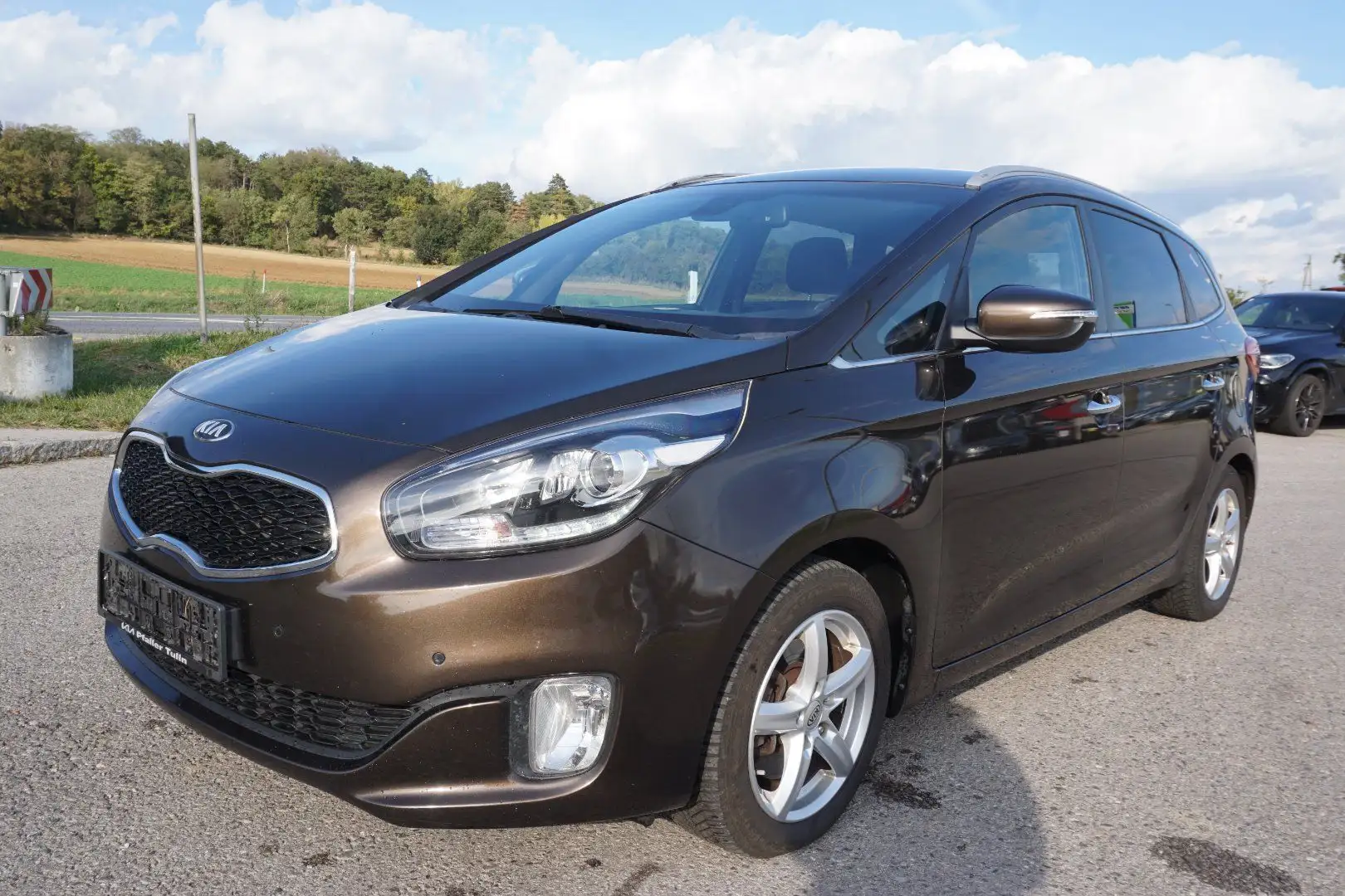 Kia Carens Active 1,7 CRDI Braun - 2