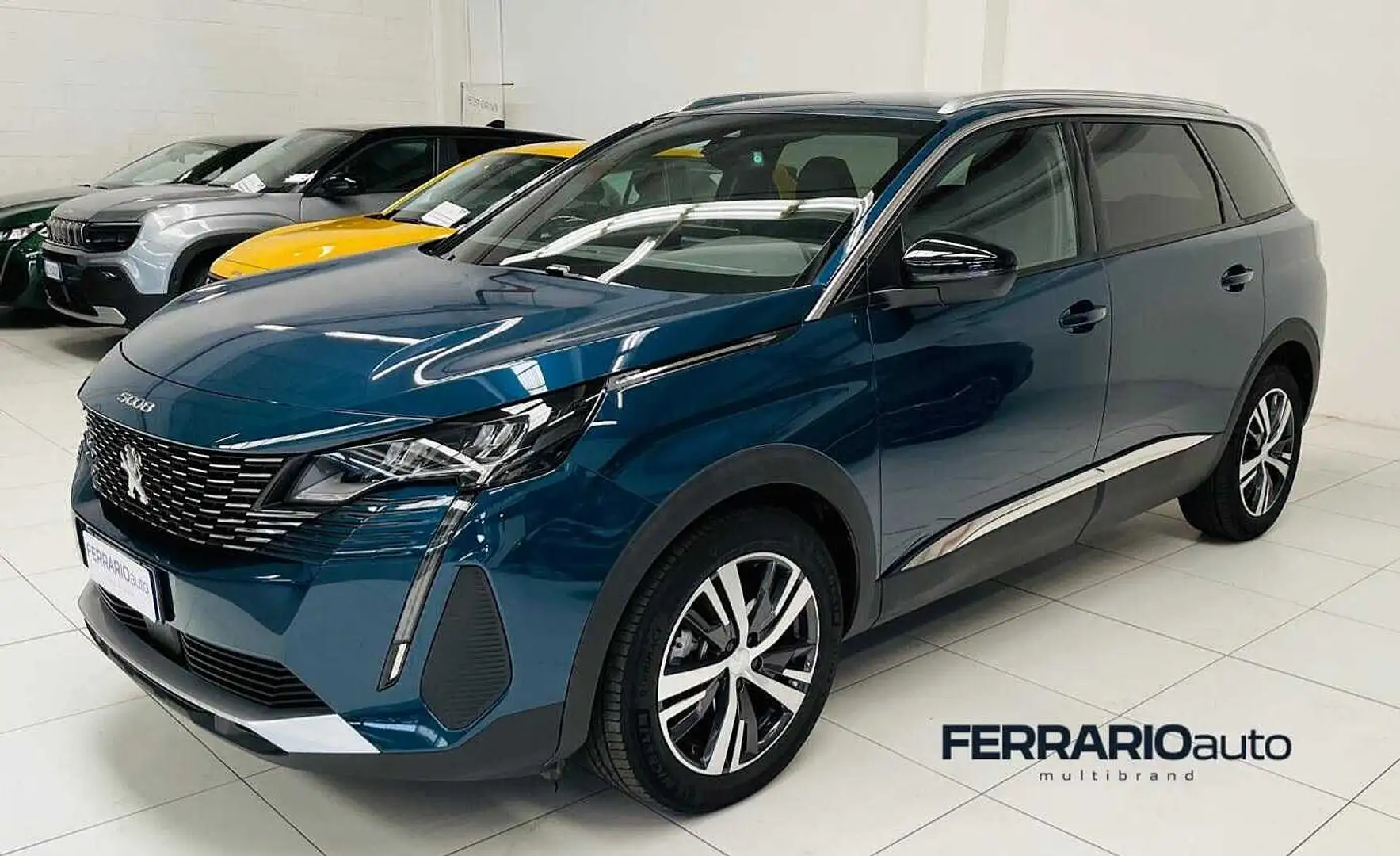 Peugeot 5008 2ª serie Hybrid 136 e-DCS6 Allure Pack - Aziendale Azul - 1