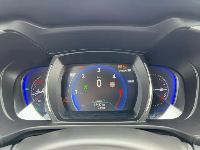 Renault Koleos view 13