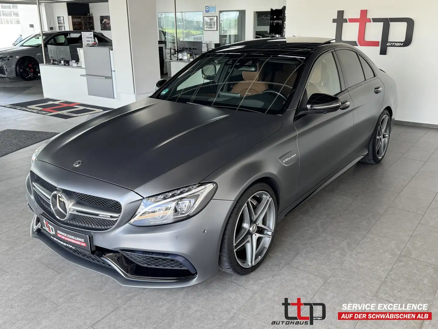 Mercedes-Benz C 63 AMG Designo Magno 360° Perf.AGA Head-Up Grau - 1