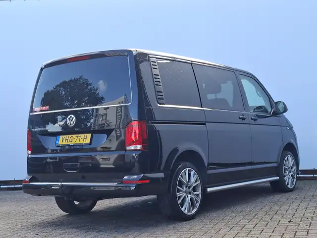 Volkswagen Transporter view 12