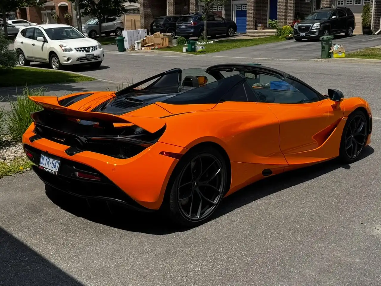 McLaren 720S снимка McLaren 720S