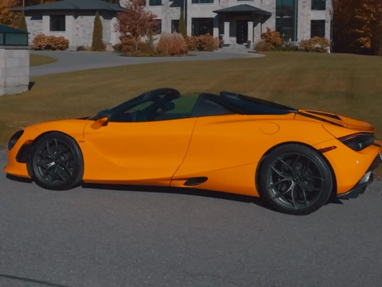 McLaren 720S снимка McLaren 720S