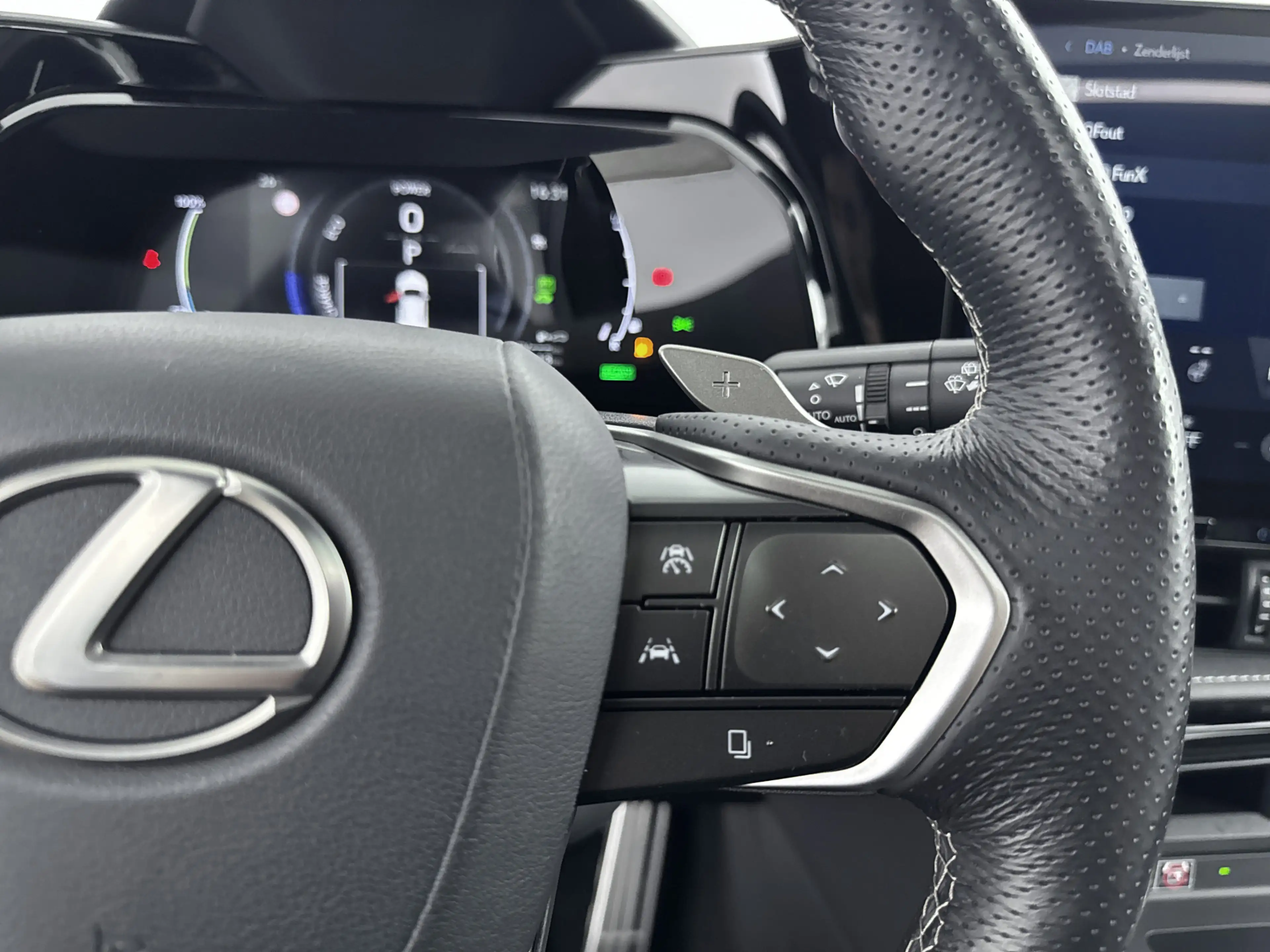 Lexus NX 450h+ AWD F-Sport Line | Glazen Schuifdak | Zwart Leder — photo 14
