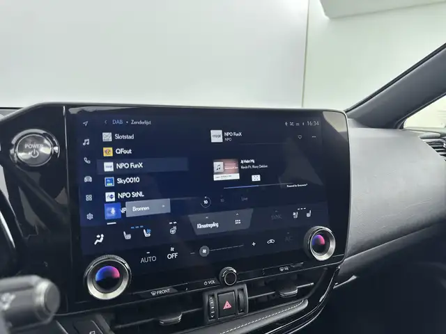 Lexus NX view 7