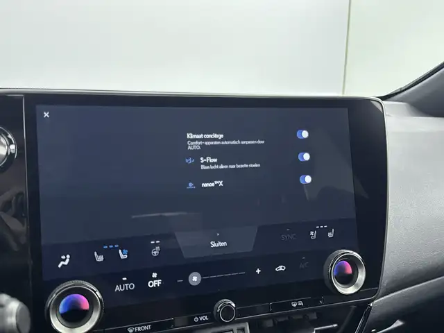 Lexus NX view 6