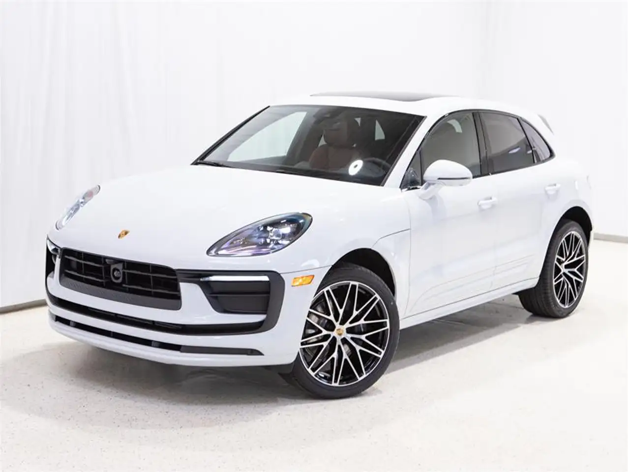 Porsche Macan снимка Porsche Macan