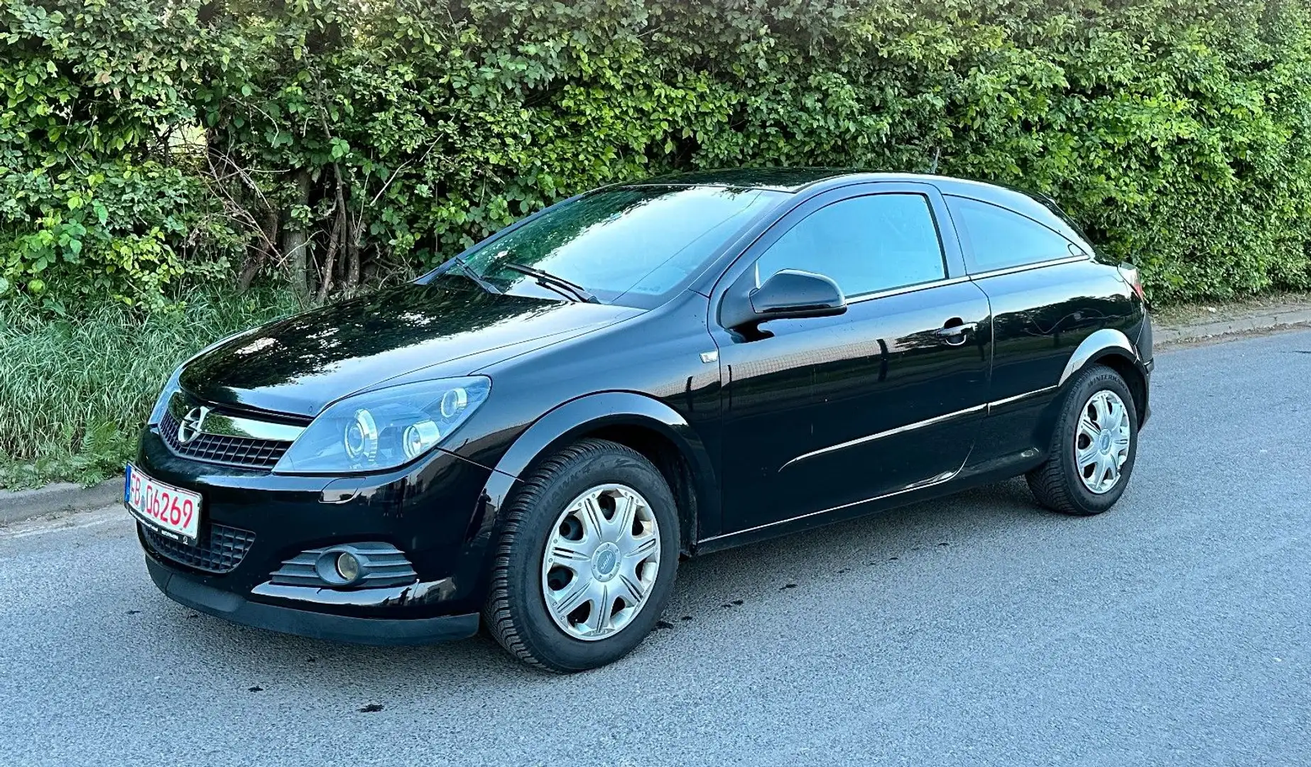 Opel Astra H GTC Innovation Nero - 2