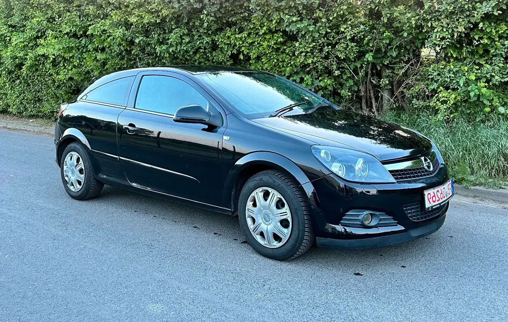 Opel Astra H GTC Innovation Nero - 1