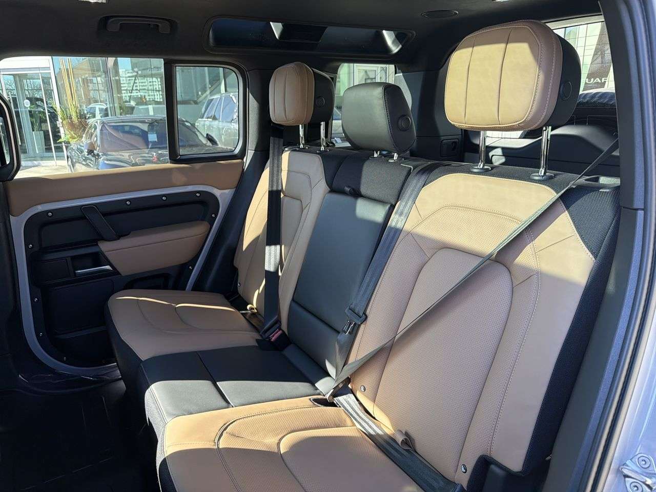 2026 Land Rover Defender 110 P400 X thumb 20