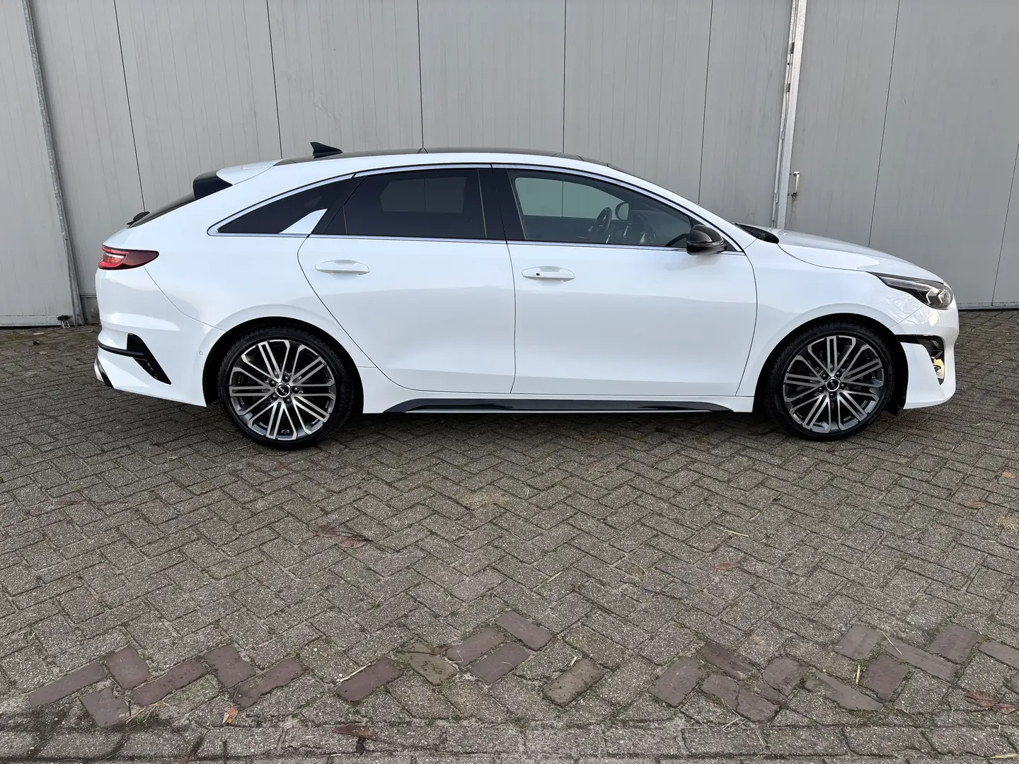 Kia ProCeed / pro_cee'd 1.5 T-GDi GT-PlusLine Білий - 2