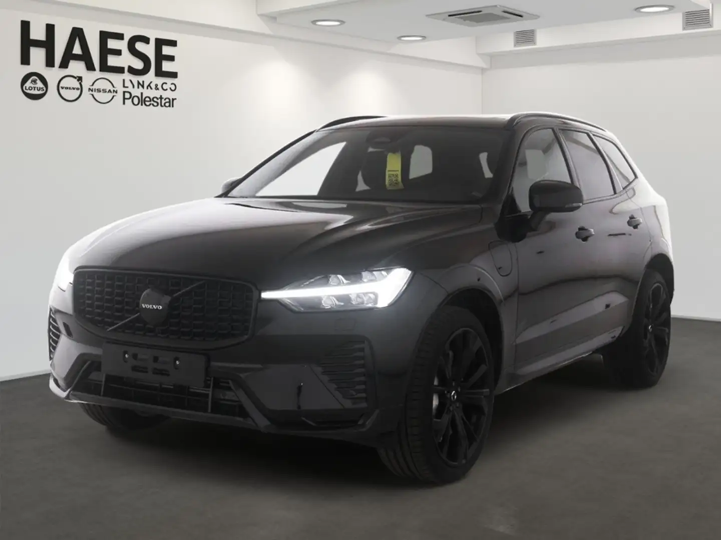 Volvo XC60 T6 Plus Black Edition Recharge Plug-In Hybrid AWD Schwarz - 1