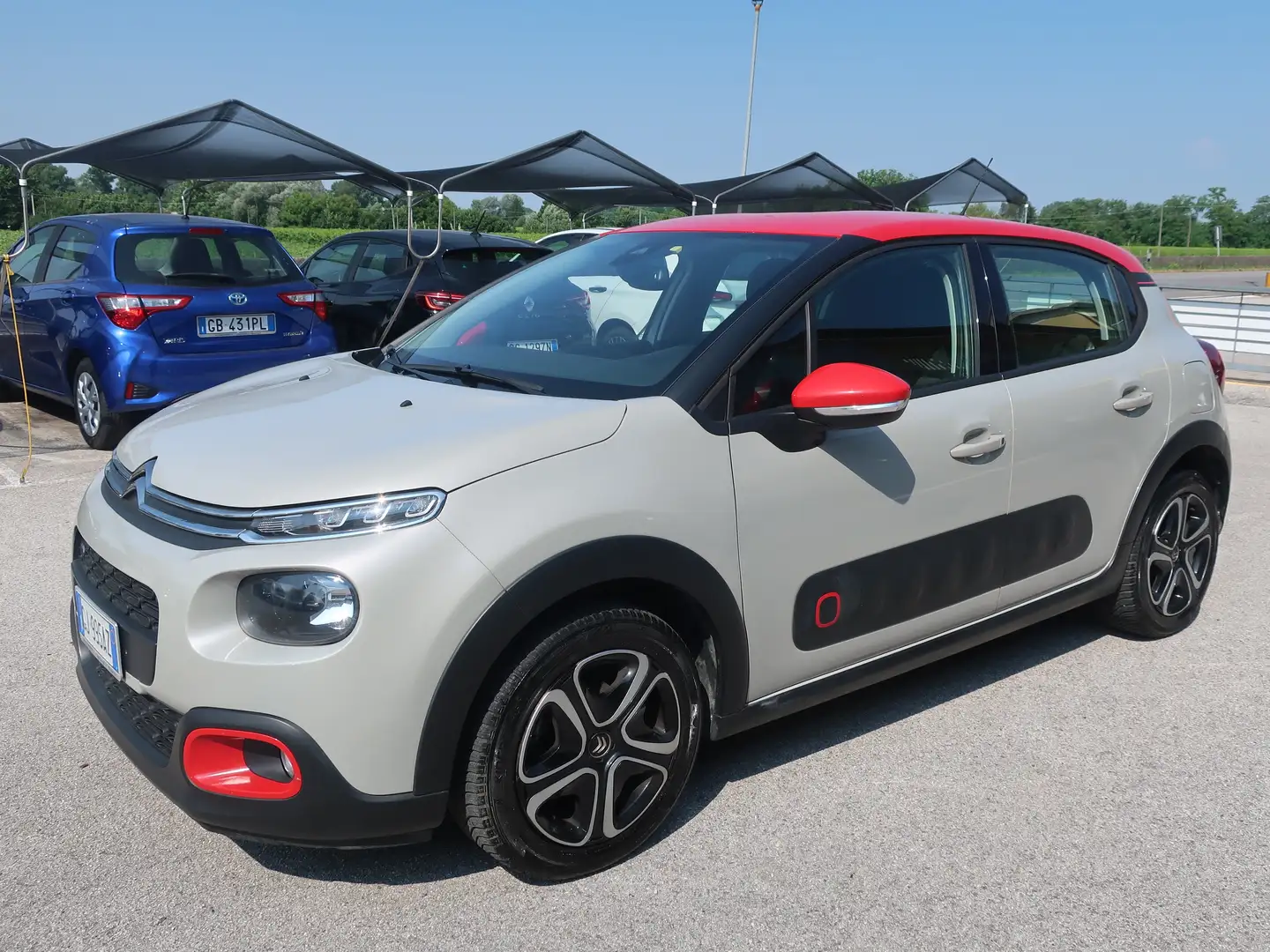 Citroen C3 1.2 puretech Shine 82cv Grigio - 1