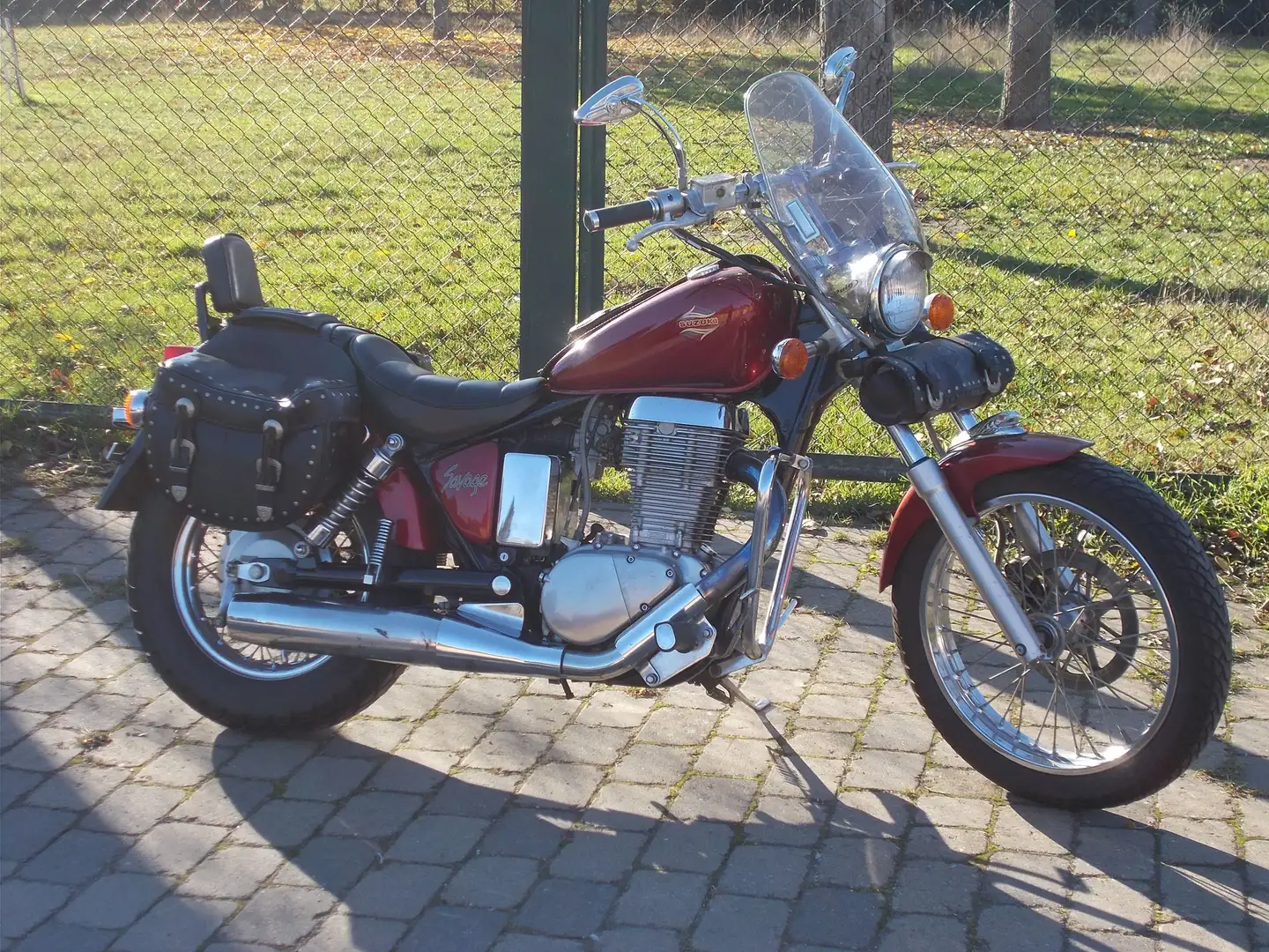 Suzuki LS 650 Savage, super Zustans Rood - 2