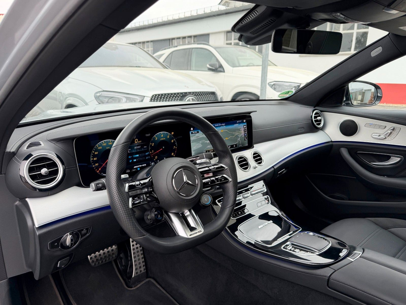 Mercedes-Benz E 63 AMG 4M+ PANO*Carbon I+II*DISTR+*360°*Burm — photo 2