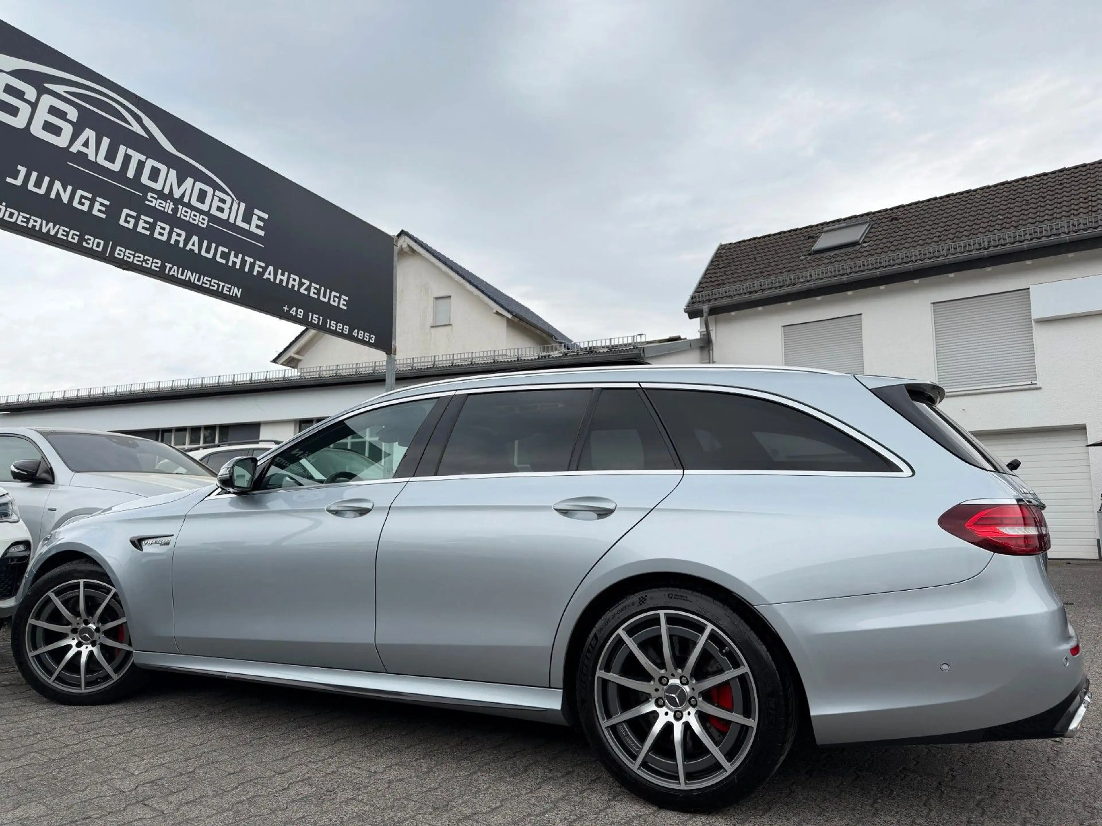 Mercedes-Benz E 63 AMG 4M+ PANO*Carbon I+II*DISTR+*360°*Burm — photo 15
