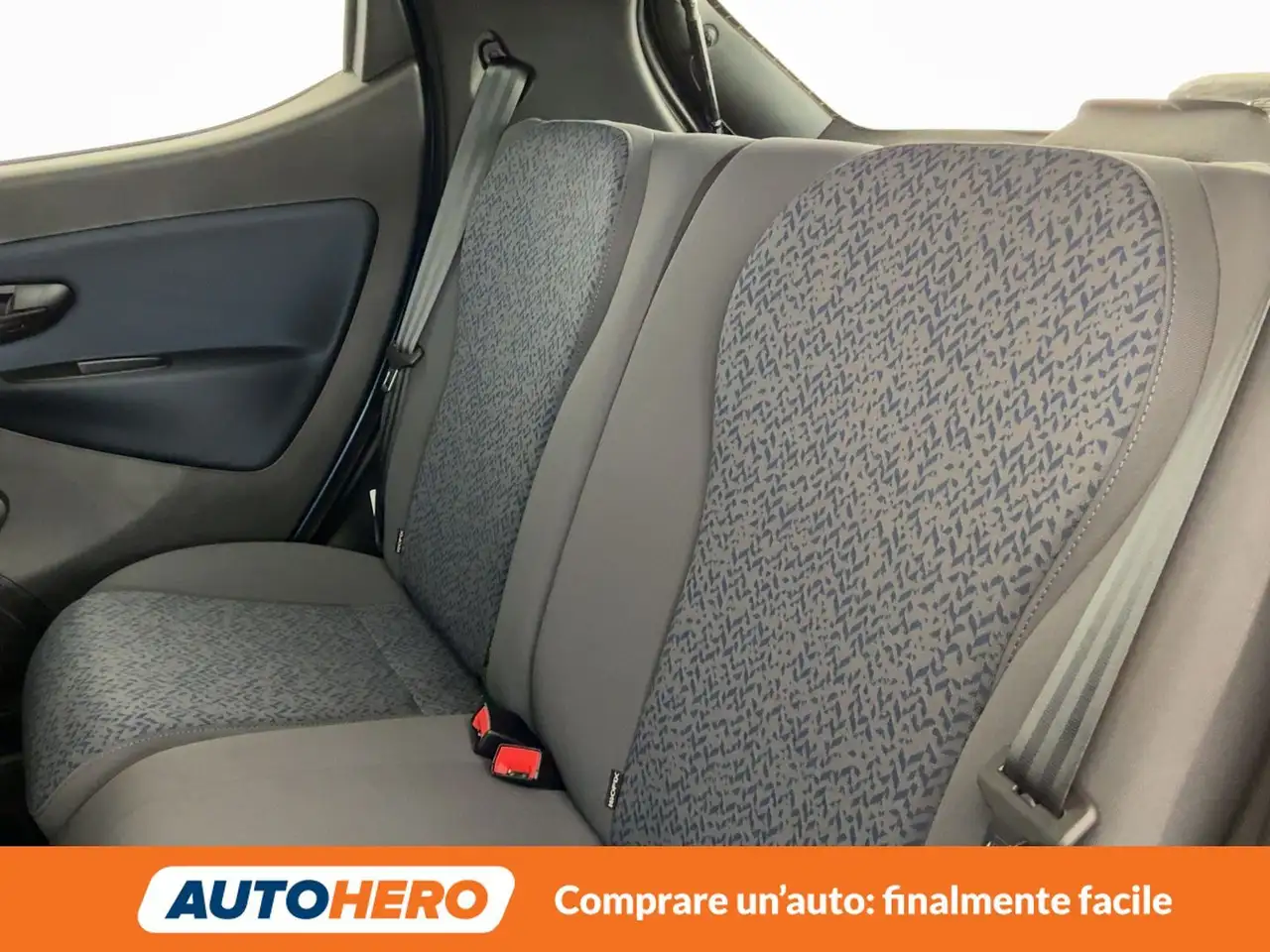 Lancia Ypsilon 2023 — фото 14