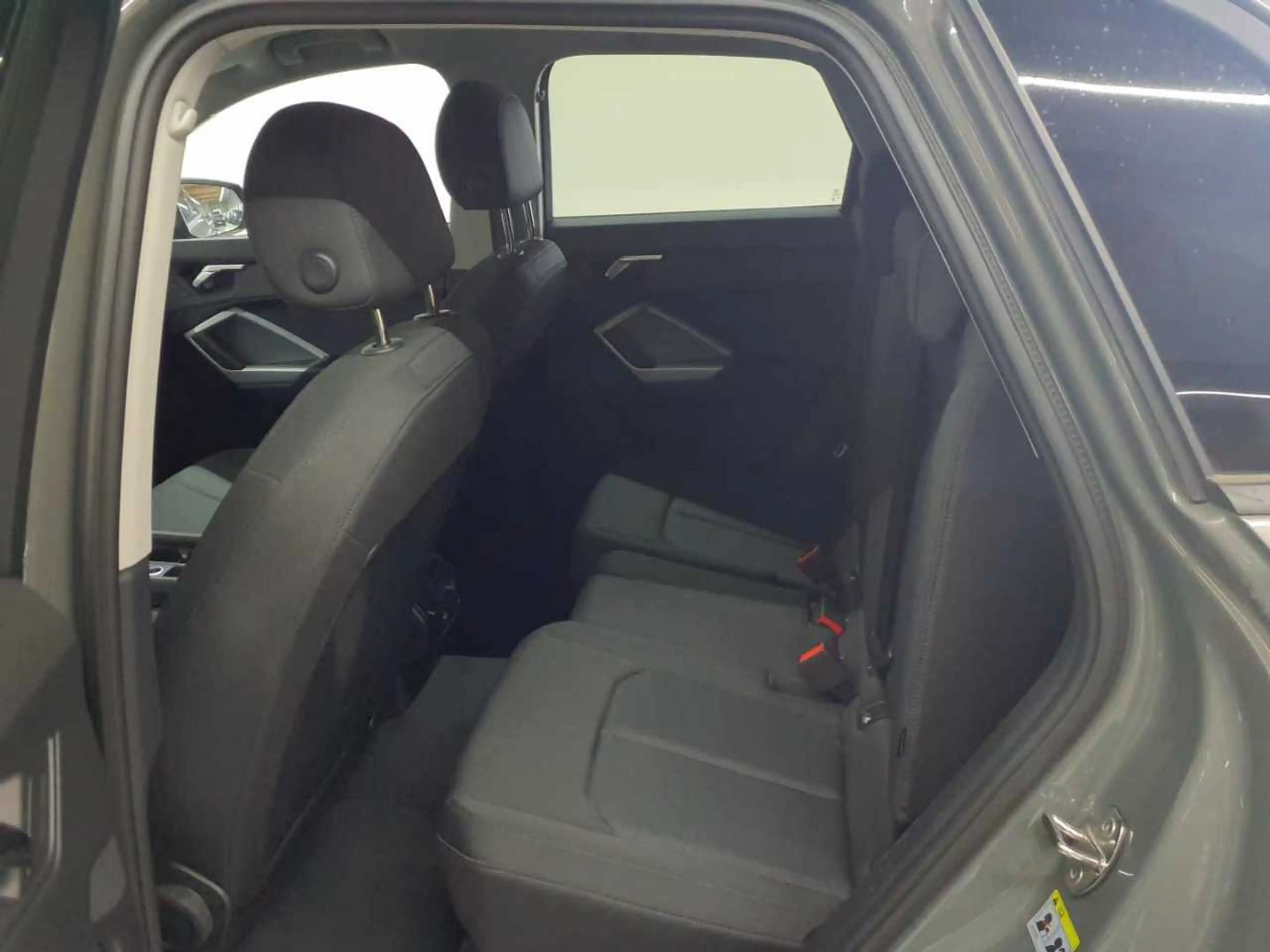 Audi Q3 Q3 35 TDI S tronic advanced AHK LED KAM — photo 13