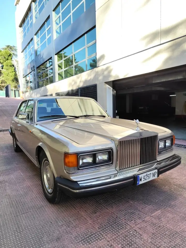 Rolls-Royce Silver Spur