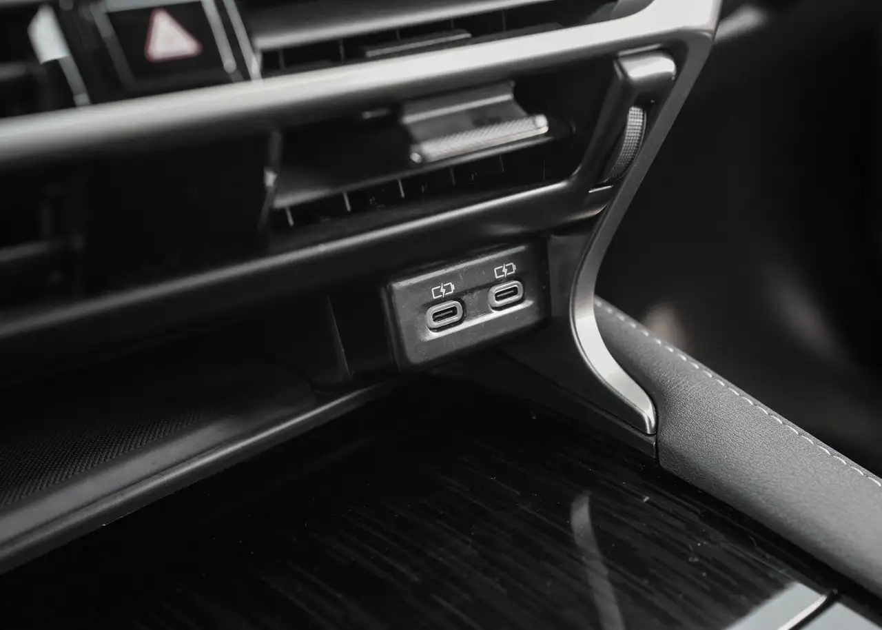 Lexus RX fotografie Lexus RX