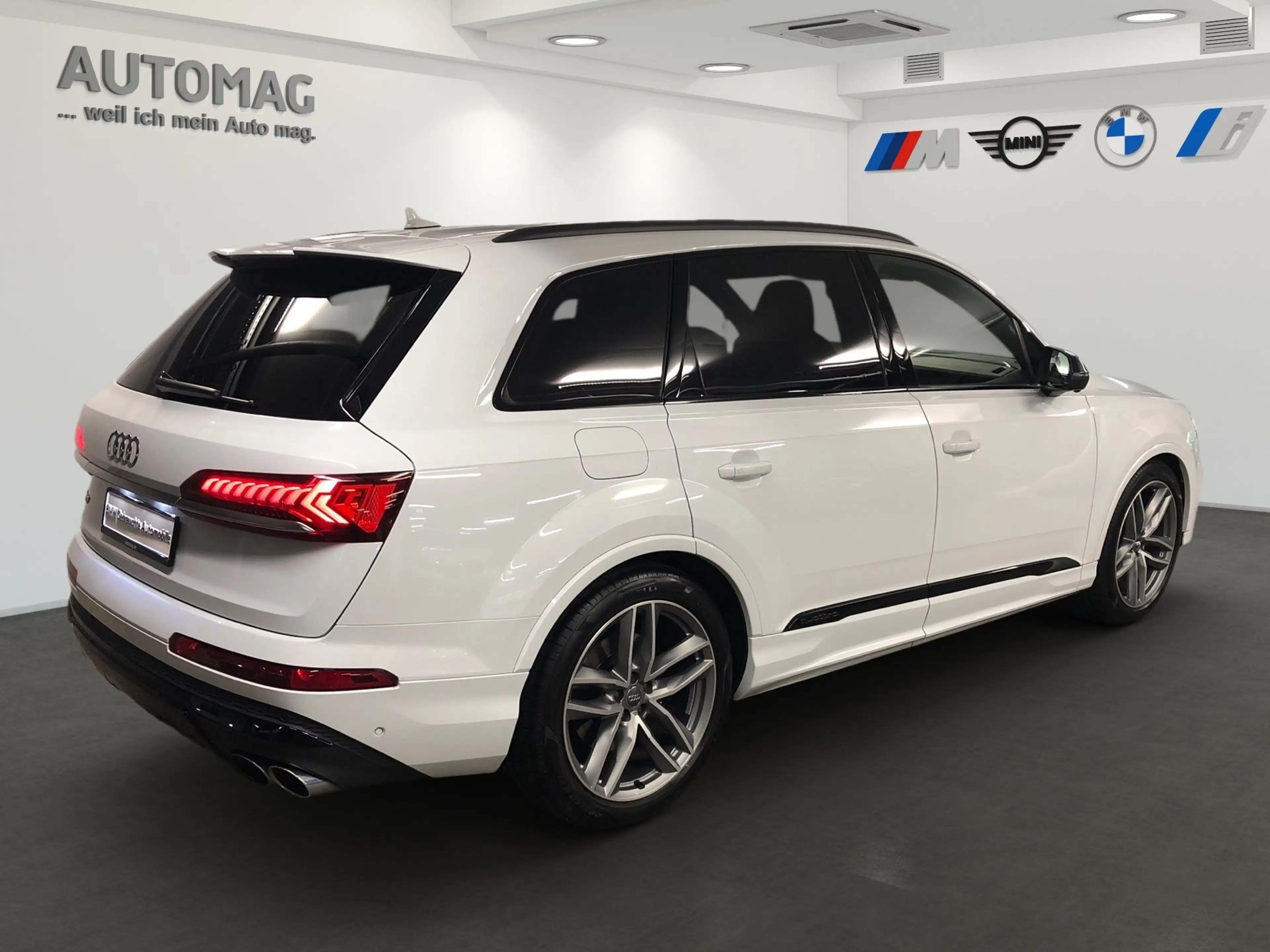 Audi SQ7 Allradlenkung*HeadUp*Matrix-LED*Panoramadach*ACC*S — photo 3
