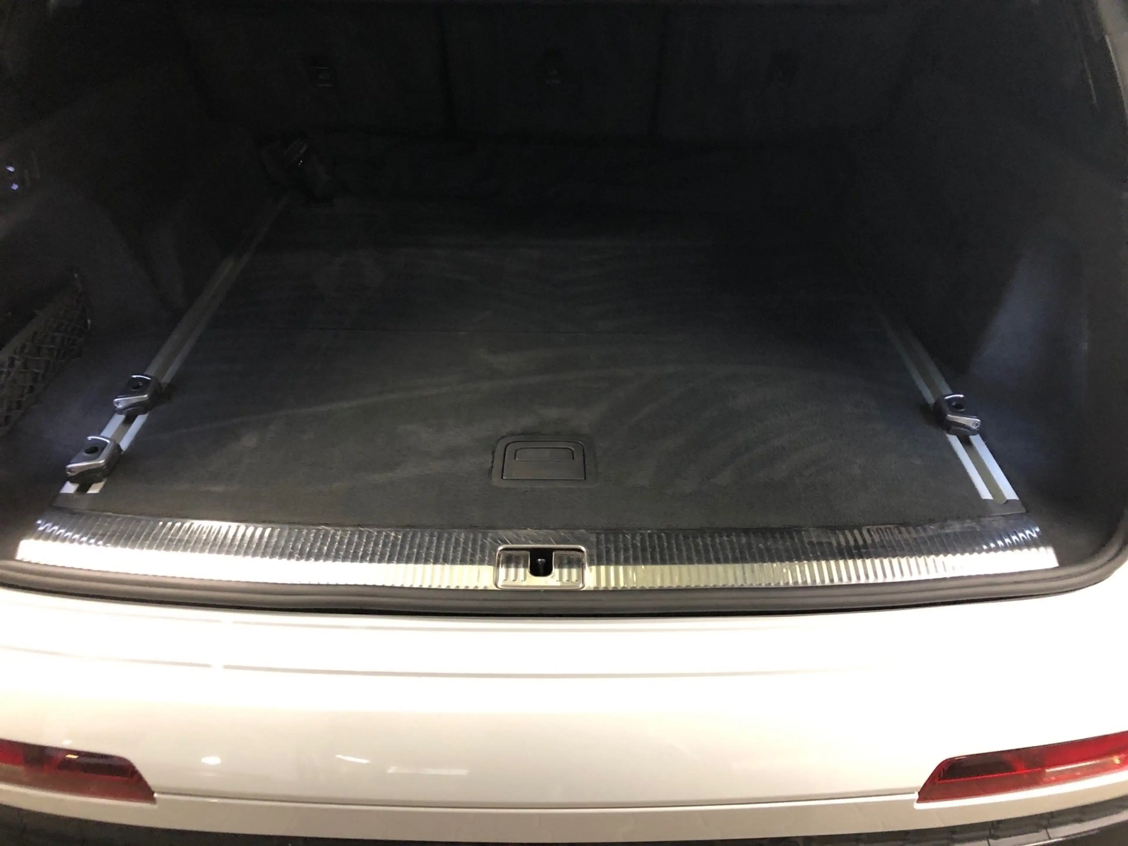 Audi SQ7 Allradlenkung*HeadUp*Matrix-LED*Panoramadach*ACC*S — photo 12