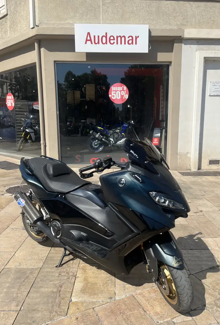 Yamaha TMAX 560 - 2