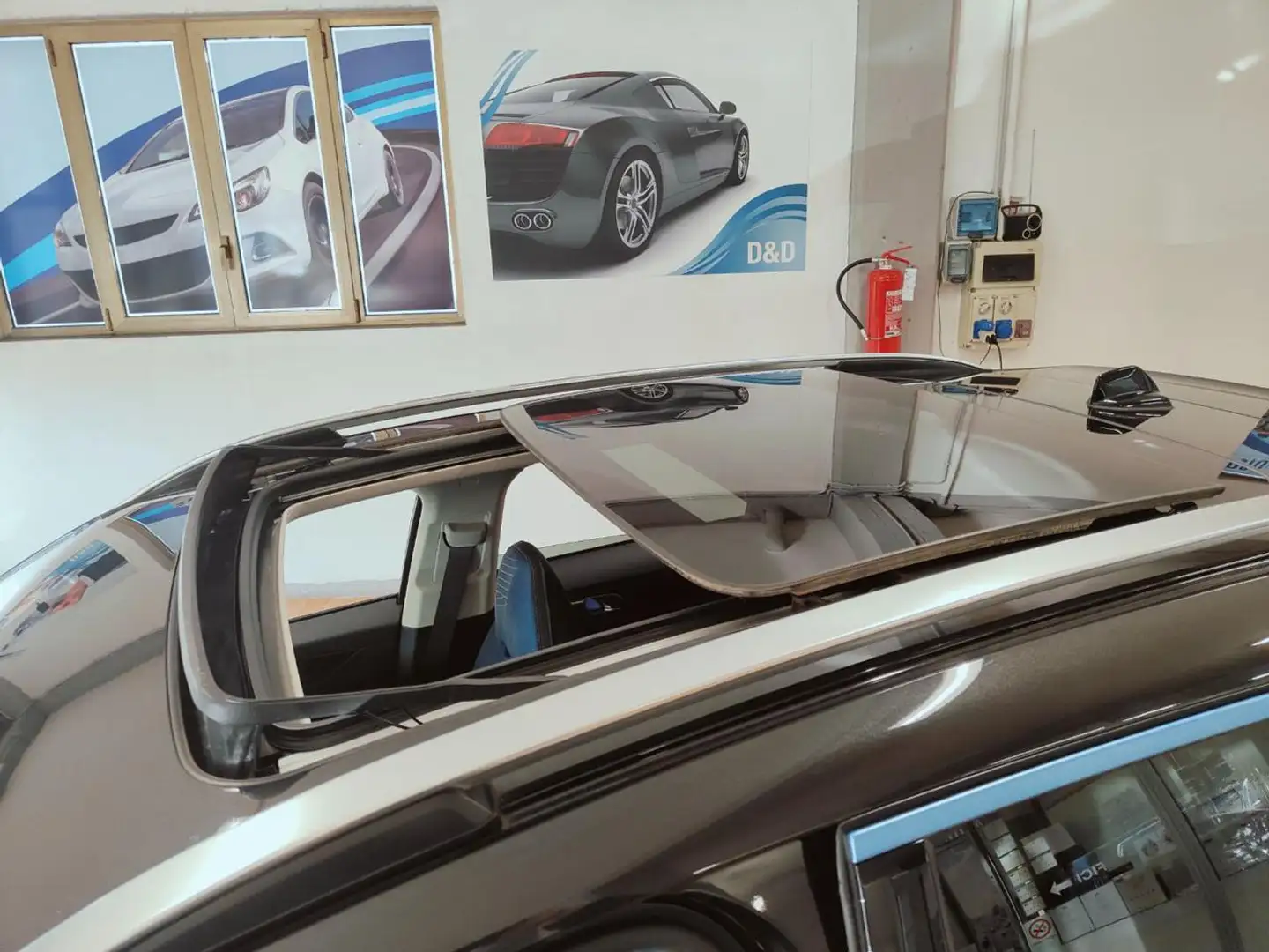 Lynk & Co 01 PHEV HYBRID DA 261 CV FULL OPTIONAL Schwarz - 2