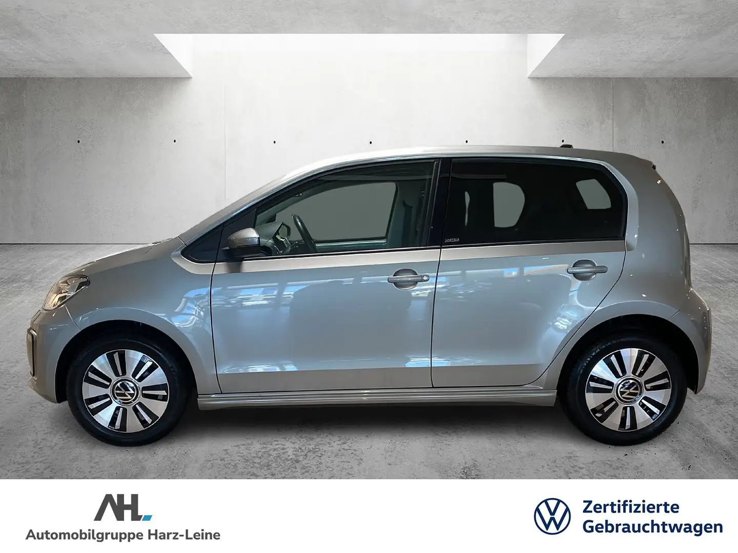 Volkswagen up! e-up! UNITED 61 kW move-up! maps+more RFK Zilver - 2