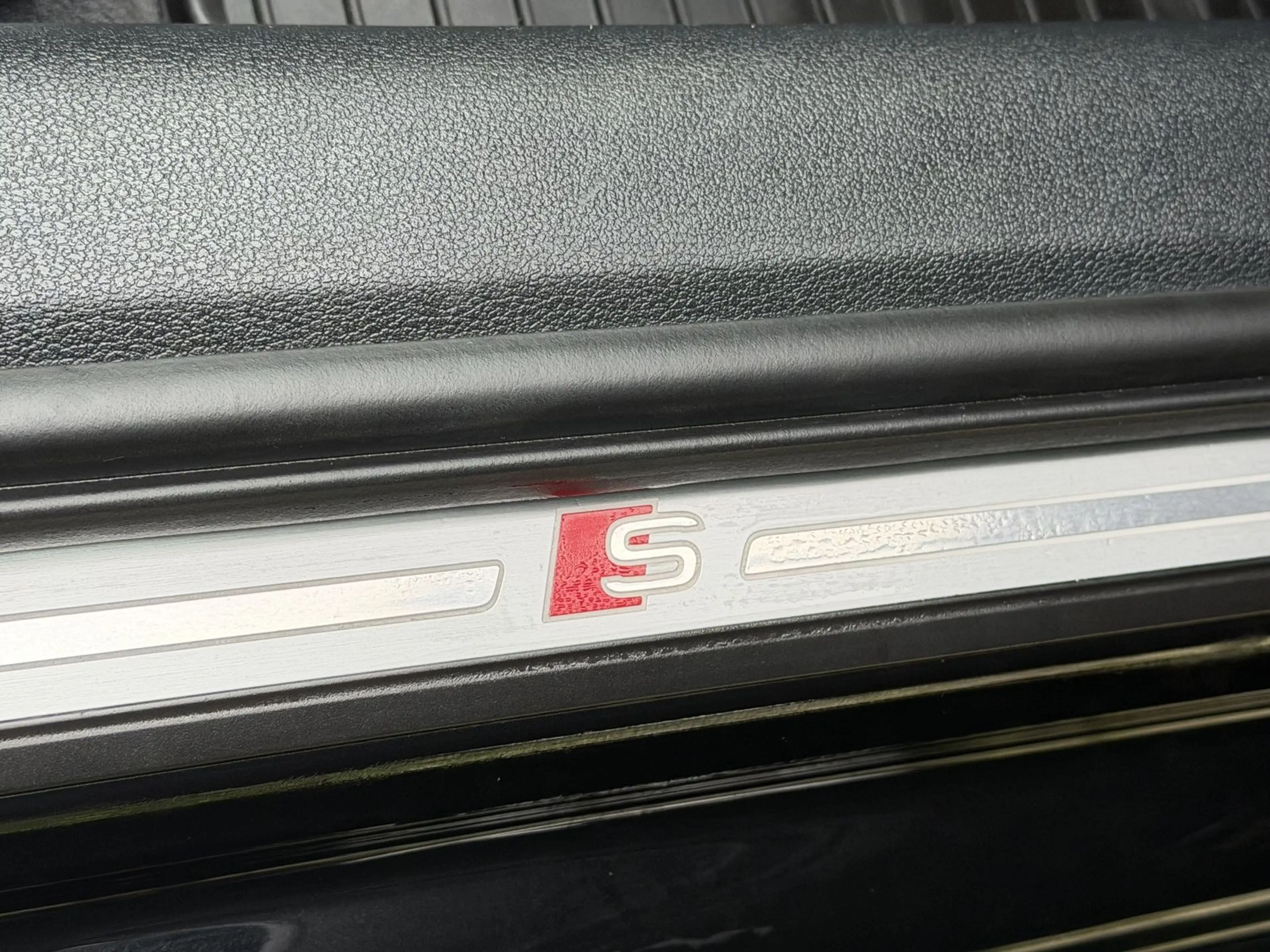 Audi A4 40 TFSI S Line |Leder|ACC|Xenon+|Assistenz| — photo 15