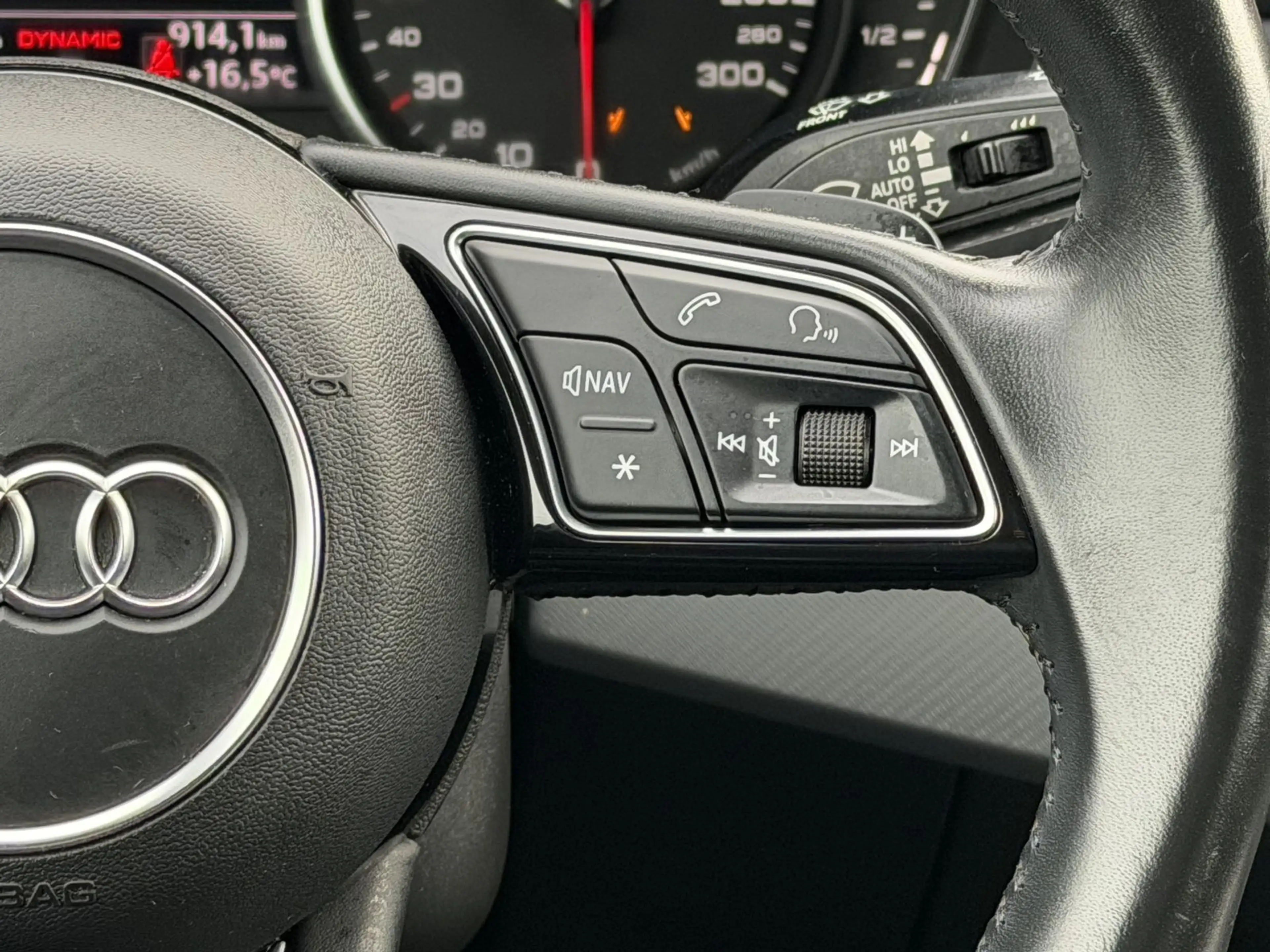 Audi A4 40 TFSI S Line |Leder|ACC|Xenon+|Assistenz| — photo 9