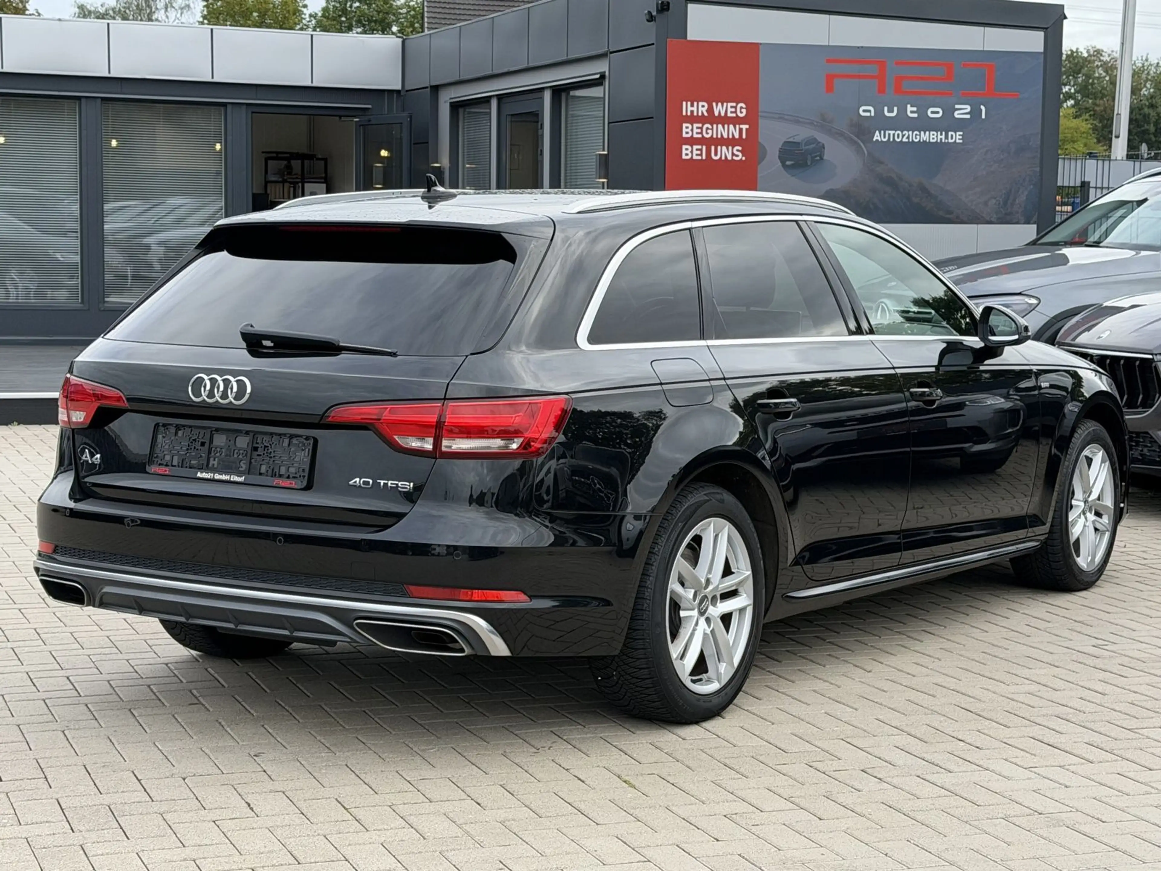 Audi A4 40 TFSI S Line |Leder|ACC|Xenon+|Assistenz| — photo 2