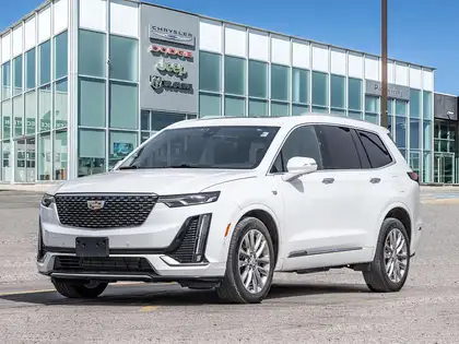 White 2022 Cadillac XT6 SUV / Crossover Four-Wheel Drive 9-Speed Automatic