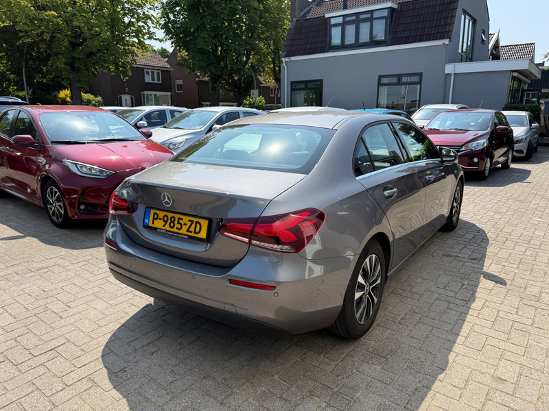 Mercedes-Benz A 180 d Business Line / AUTOMAAT / 1E EIGENAAR / HALF LE — photo 7